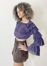 Load image into Gallery viewer, Maglia viola maniche voilant JEAN PAUL GAULTIER
