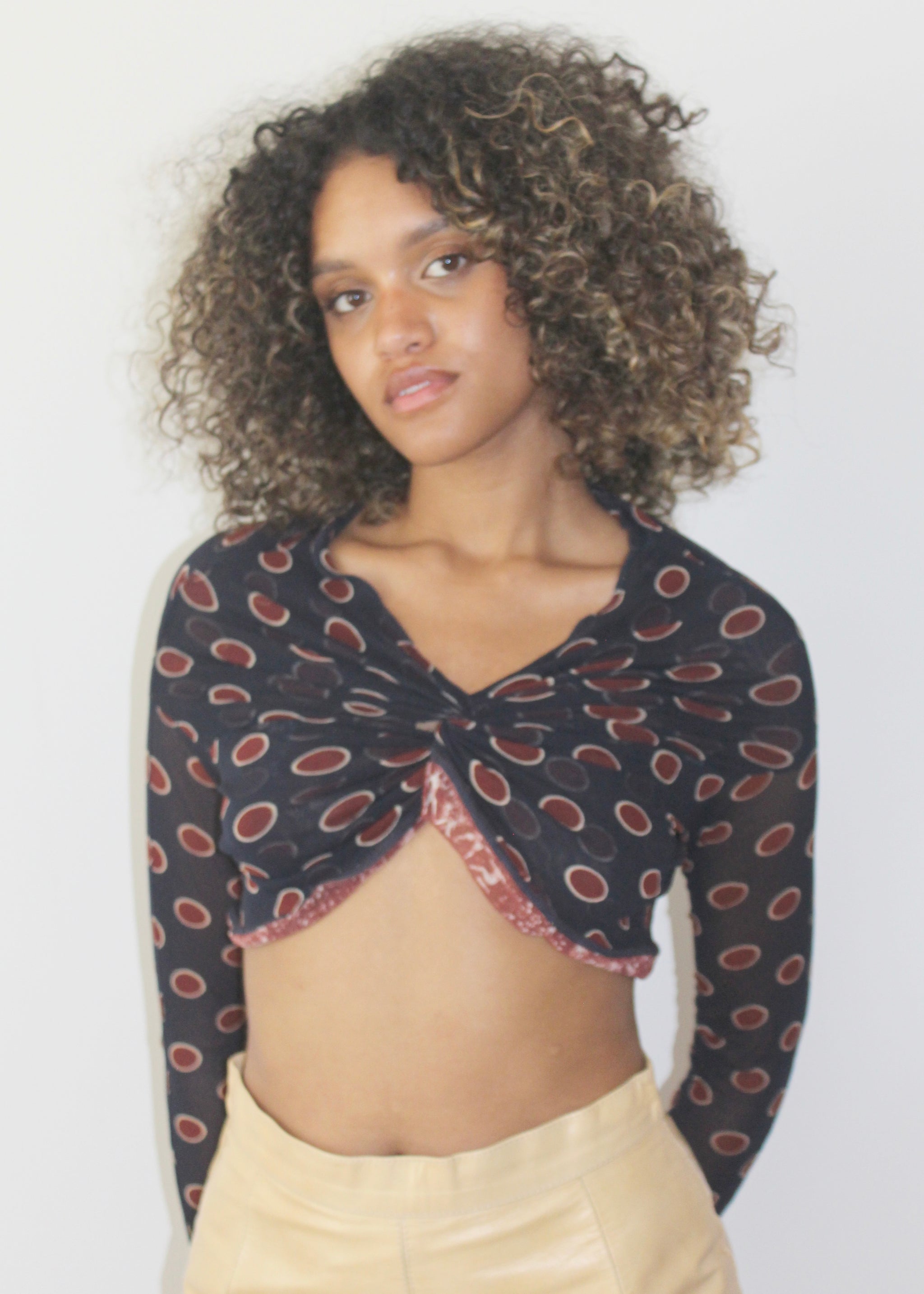 Top Croptop Vintage Jean Paul Gaultier - Taille 38, Rayures Bleu Marine Et Crème - Occasion Très Bon état