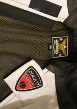Load image into Gallery viewer, Giacca moto DUCATI
