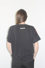 Load image into Gallery viewer, Tshirt MOSCHINO
