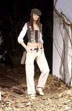 Load image into Gallery viewer, D&amp;G lace corset bustier FW 2002
